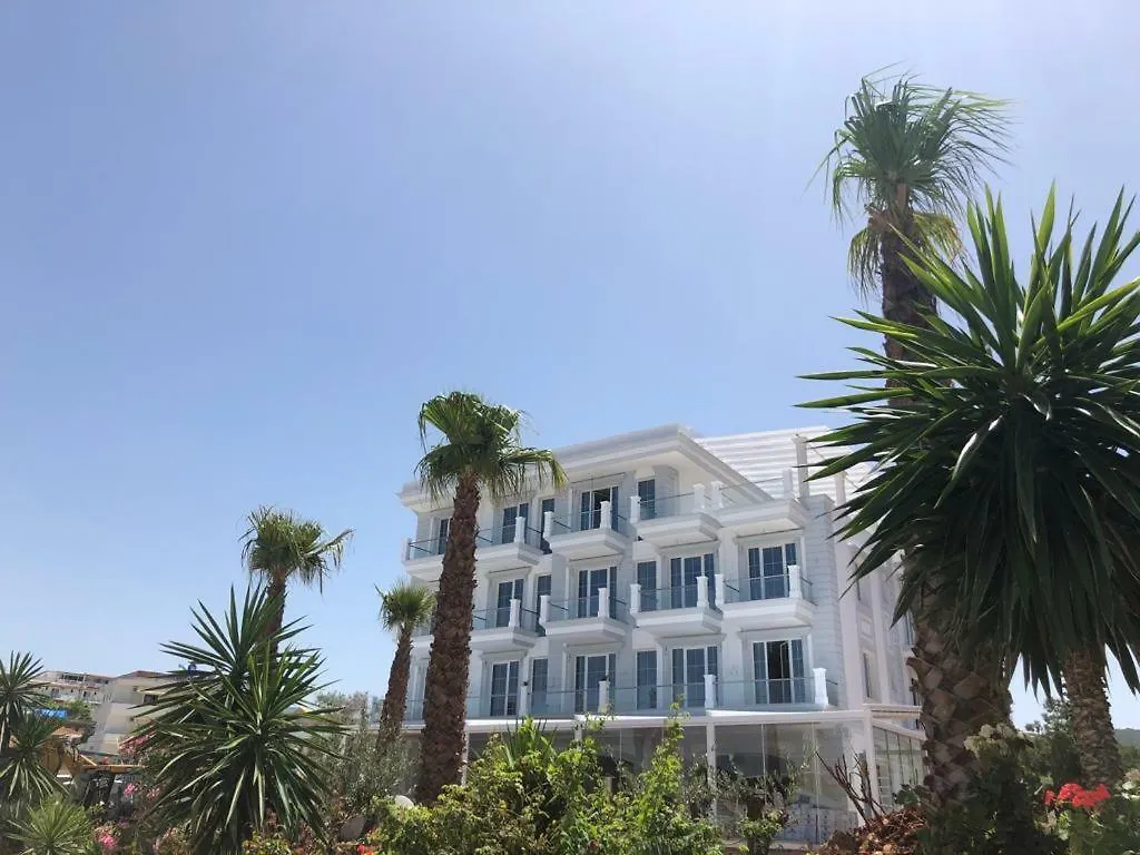Poda Boutique Hotel Ksamil 4*,